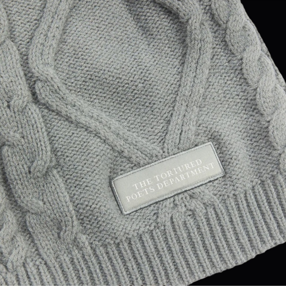 Taylor Swift Soft Gray Cable Knit Cardigan The Tortured Poets Department XS/S - Picture 2 of 9